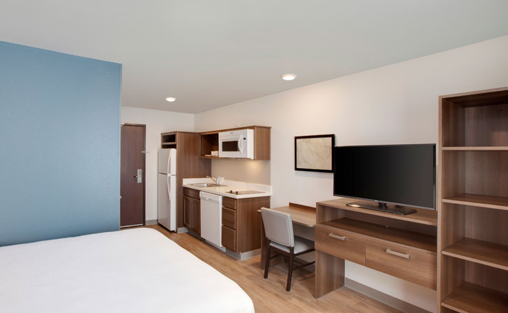 Extended Stay Hotel in Everett WA WoodSpring Suites Seattle Everett